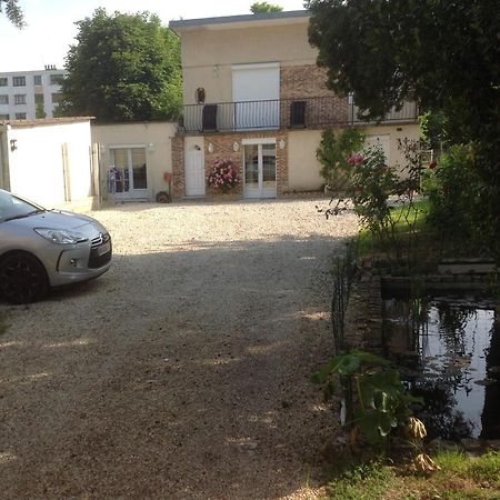 Studio Fond De Jardin Palaiseau Exterior photo