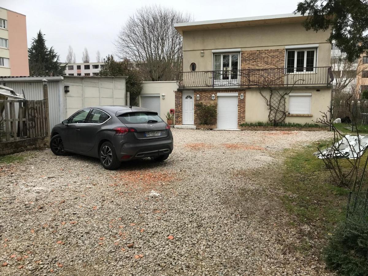 Studio Fond De Jardin Palaiseau Exterior photo